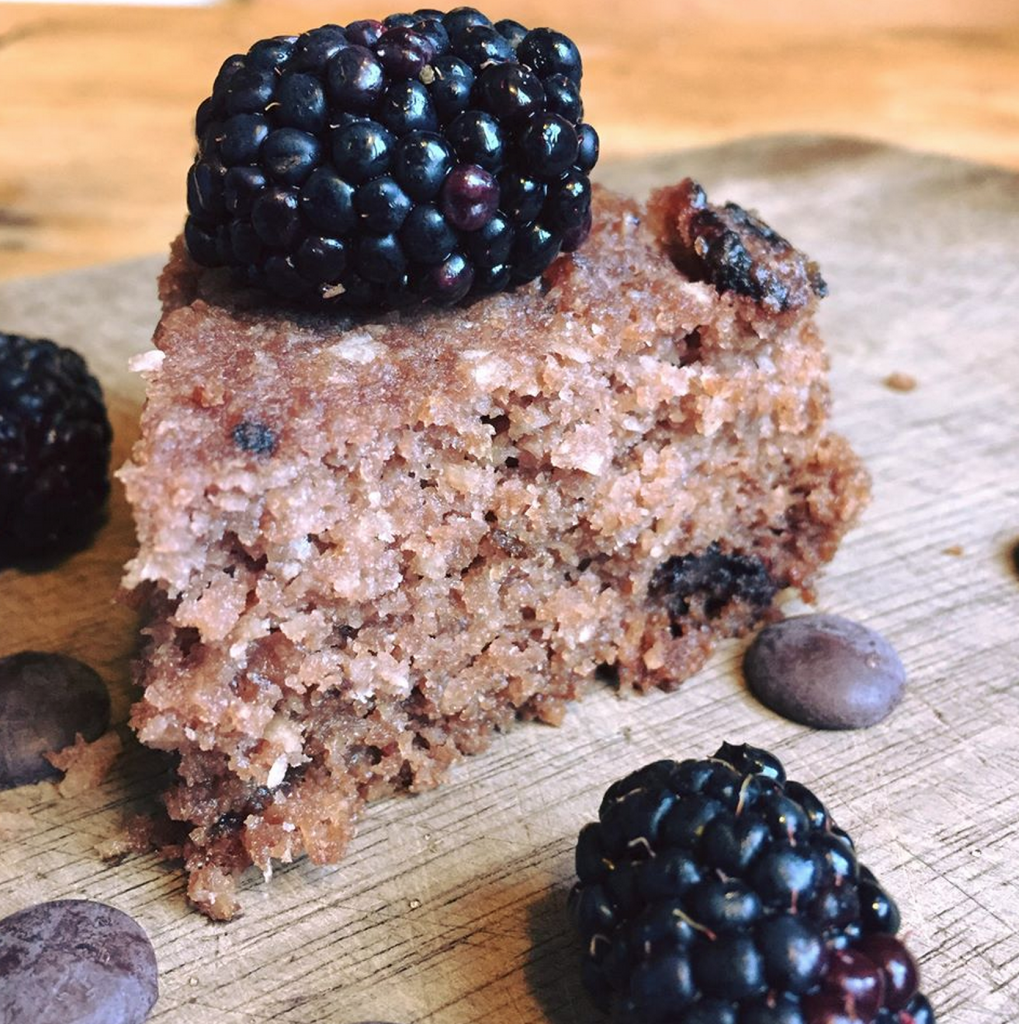 Slow Cooker Blackberry Chocolate Chip Keto Cake 